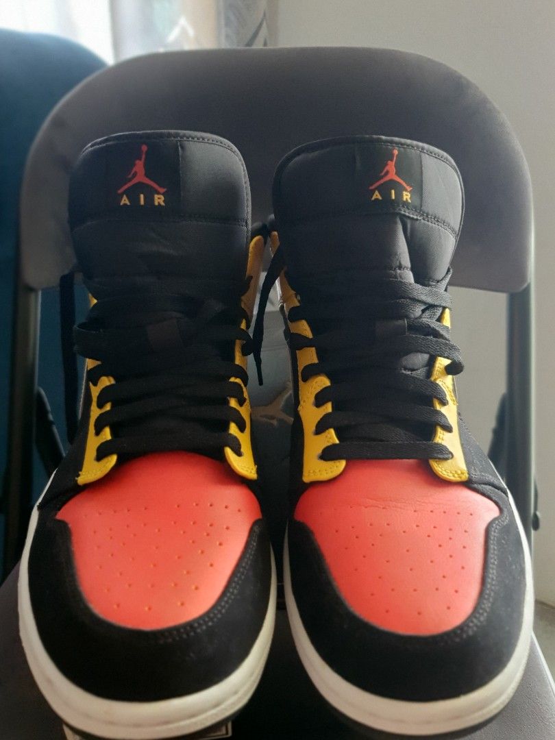 Nike air jordan 1 mid black amarillo orange clearance