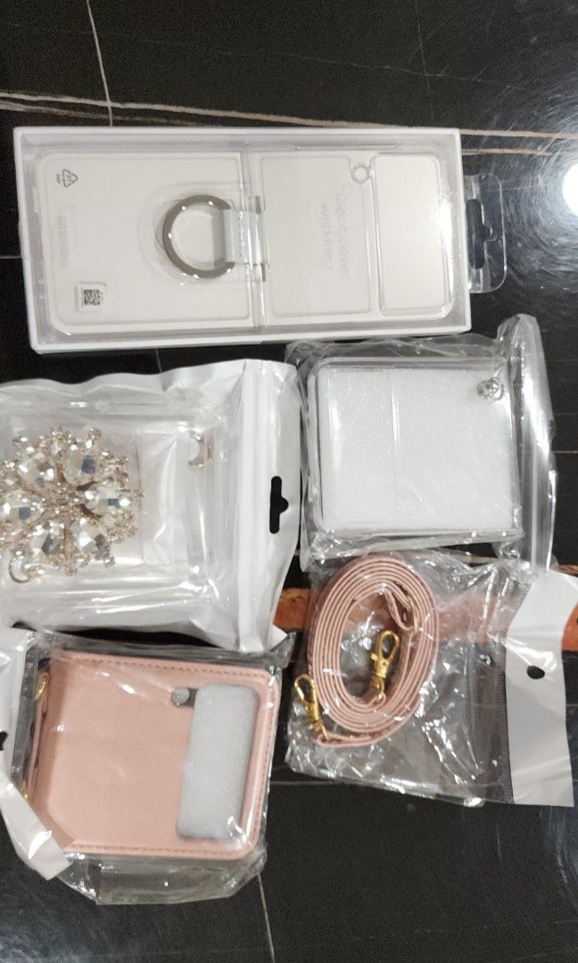 Original Samsung Clear Flip 3 Ring Case, Mobile Phones & Gadgets