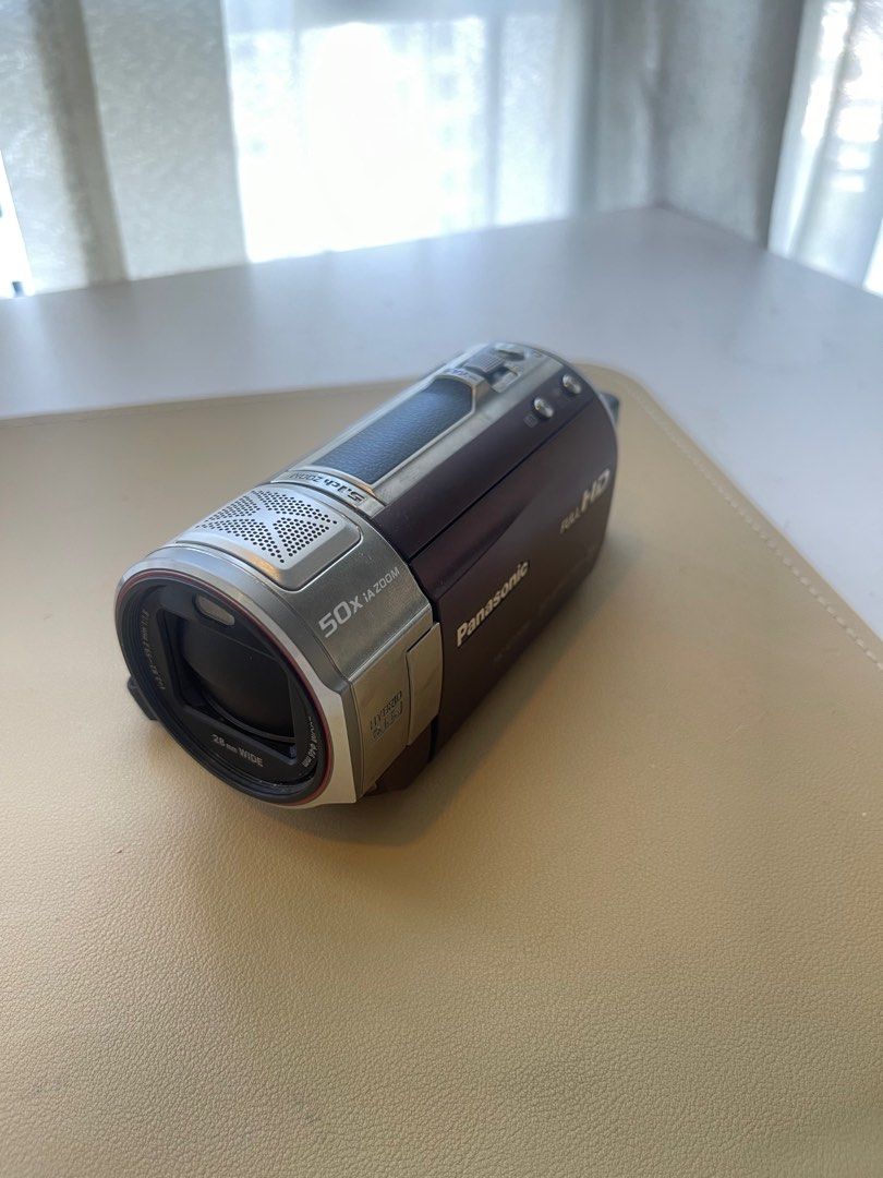 Panasonic HC-V720M 64 GB Full HD Camcorder on Carousell