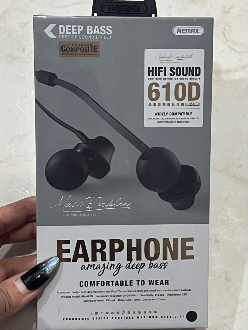 Remax 610D Earphone (wired) BLACK, Audio, Earphones on Carousell