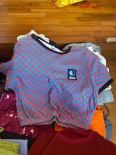 (Category: ) located in . Submitted by paperklips (Listing ID 1248437920, Image 1). Description: .