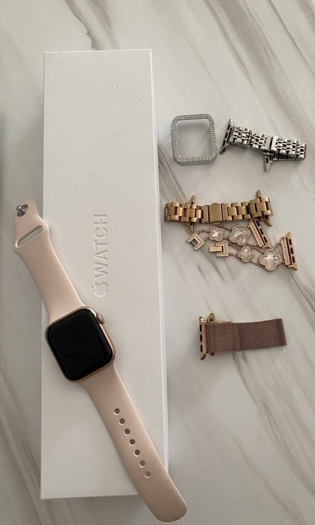 Rose Gold Apple Watch Series 5 GPS Mobile Phones Gadgets