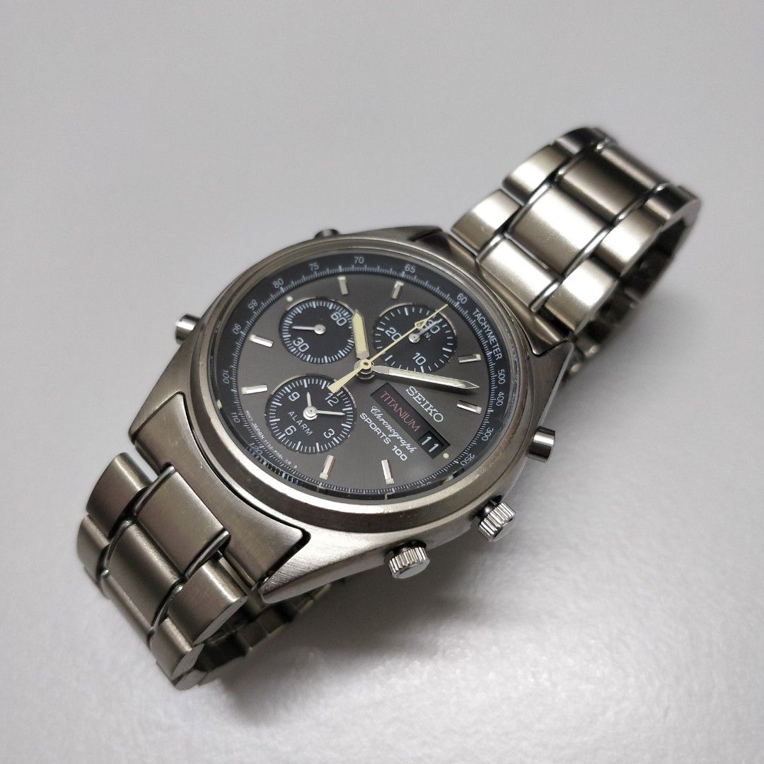 Seiko 7T32 F069 Titanium Alarm Chronograph Sports 100 Men s