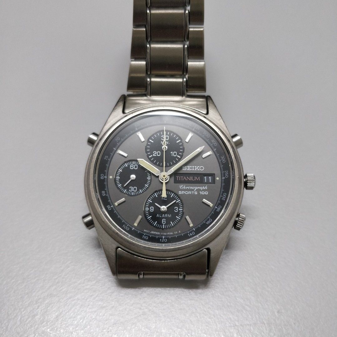 Seiko 7T32 F069 Titanium Alarm Chronograph Sports 100 Men s