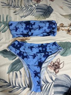 (Category: ) located in . Submitted by juliane_ (Listing ID 1248442873, Image 1). Description: .