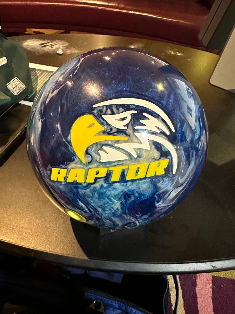 Sky raptor motiv bowling ball 15lbs, Sports Equipment, Sports & Games ...