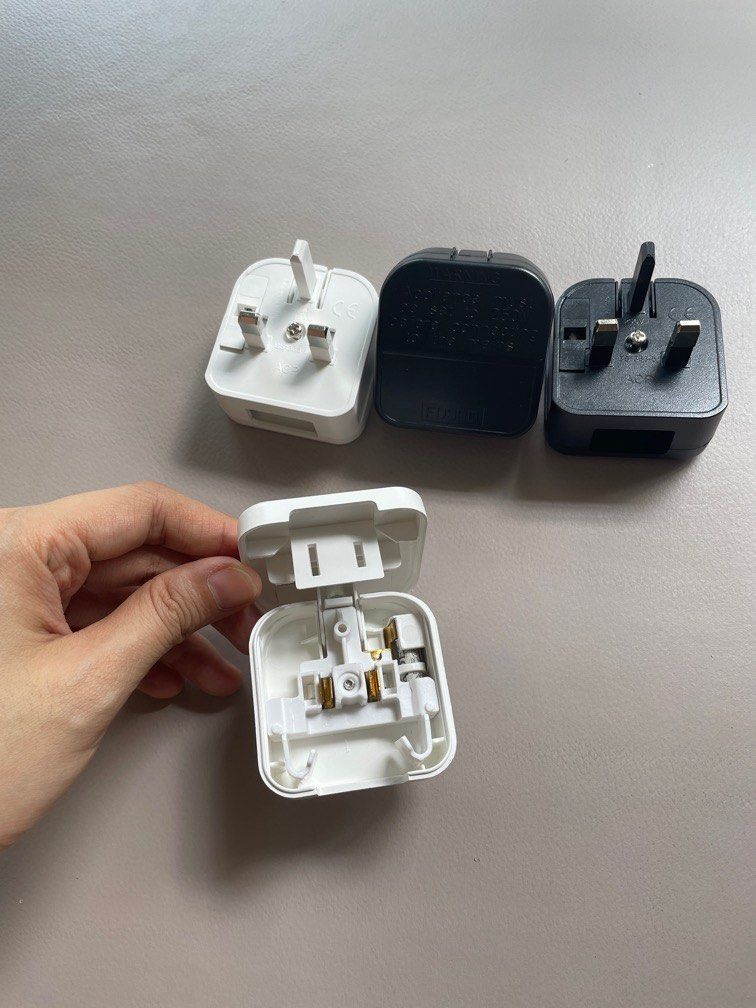 Socket plug to convert China 2pin to SG 3pin plug, TV & Home