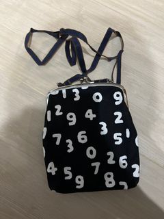 （分類：）位於 。 由 chibiii2 提交（商品編號 1248463110，圖片 1）。簡介： 。