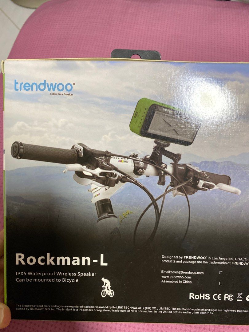 Speaker (Category: Soundbars, Speakers & Amplifiers) located in Singapore. Submitted by rarefalcon.ce0a07 (Listing ID 1248435839, Image 3). Description: Brand new speaker for bike.