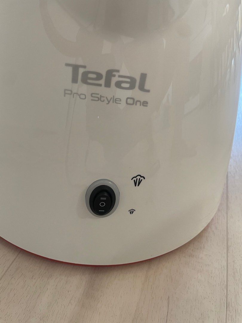 Tefal clothes steamer, TV & Home Appliances, Irons & Steamers on Carousell