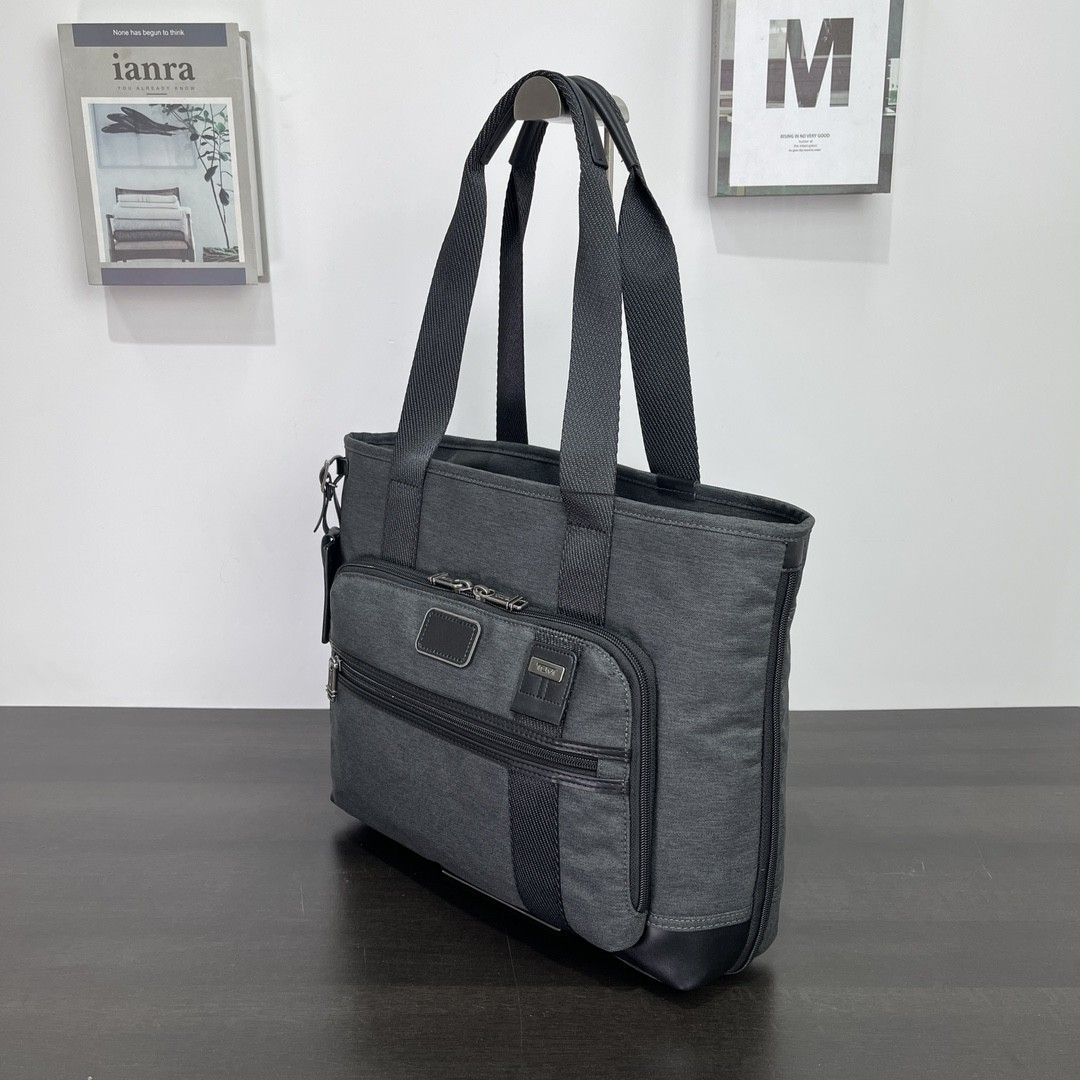 Grey laptop tote bag, Women's Fashion, Bags & Wallets, Tote Bags on  Carousell