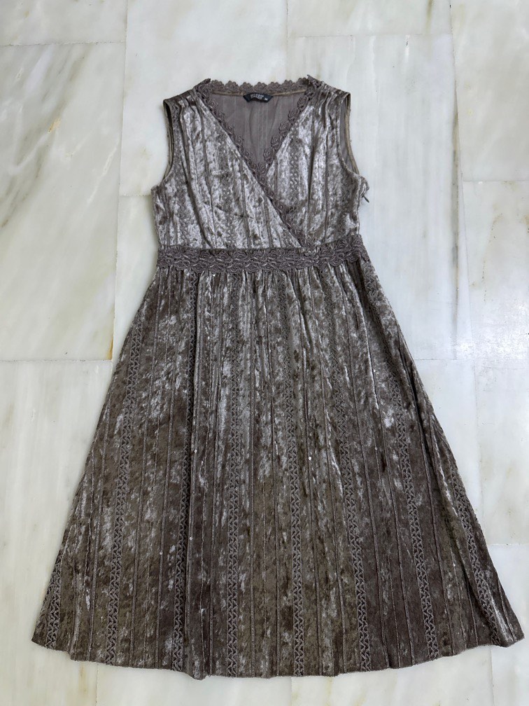 Velvet Sequined Dress With Wide Neckline
