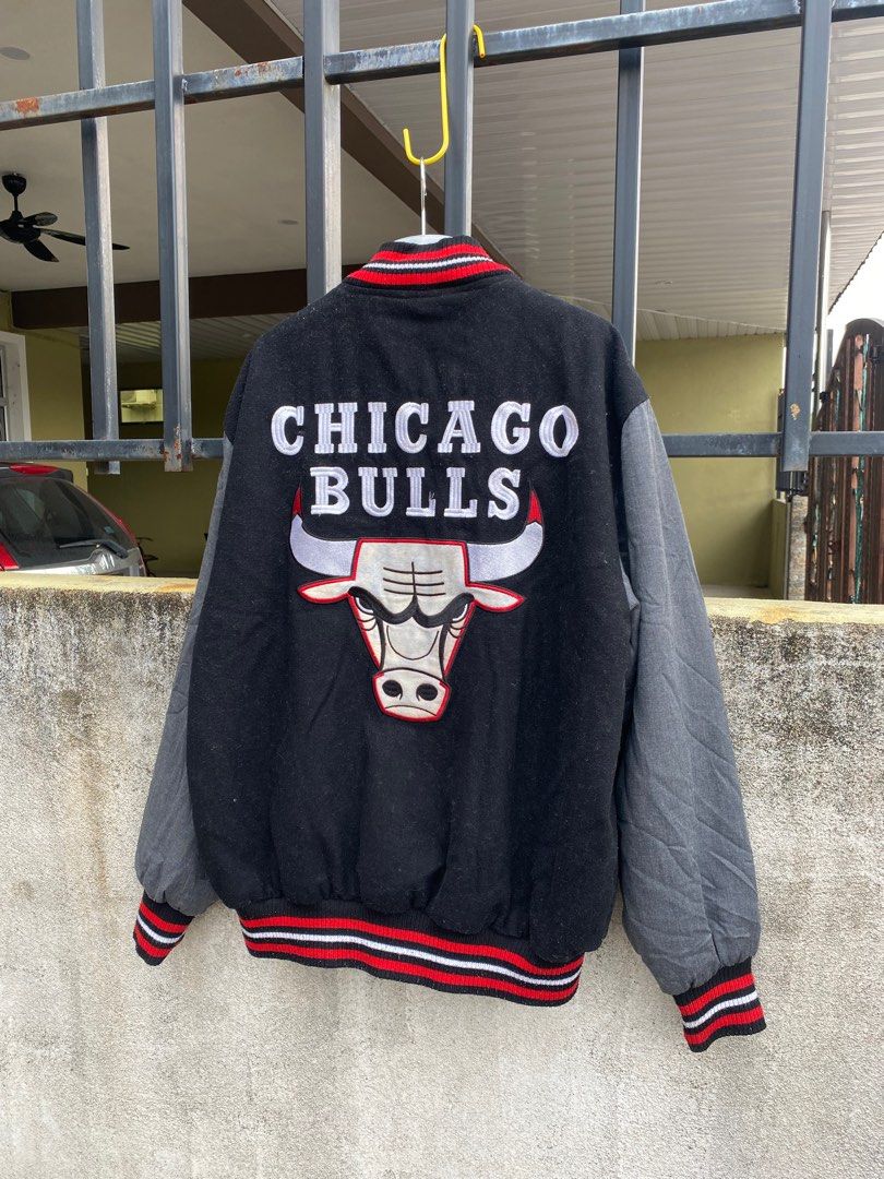 Chicago bulls print best sale jacket