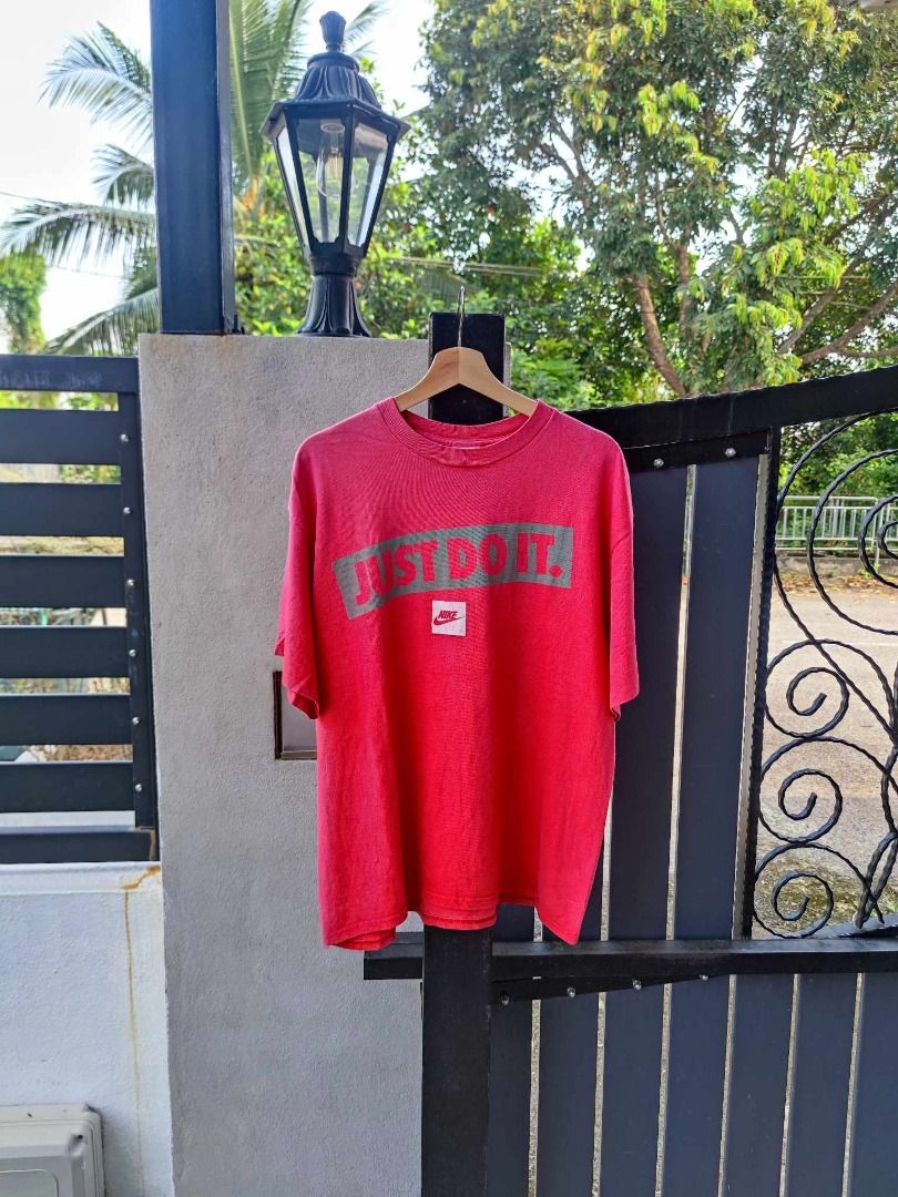 Nike just do it tag top