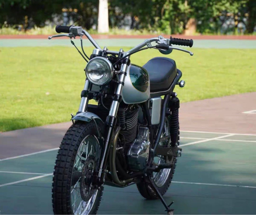 Wide tracker bar, Motorcycles, Motorcycle Accessories on Carousell