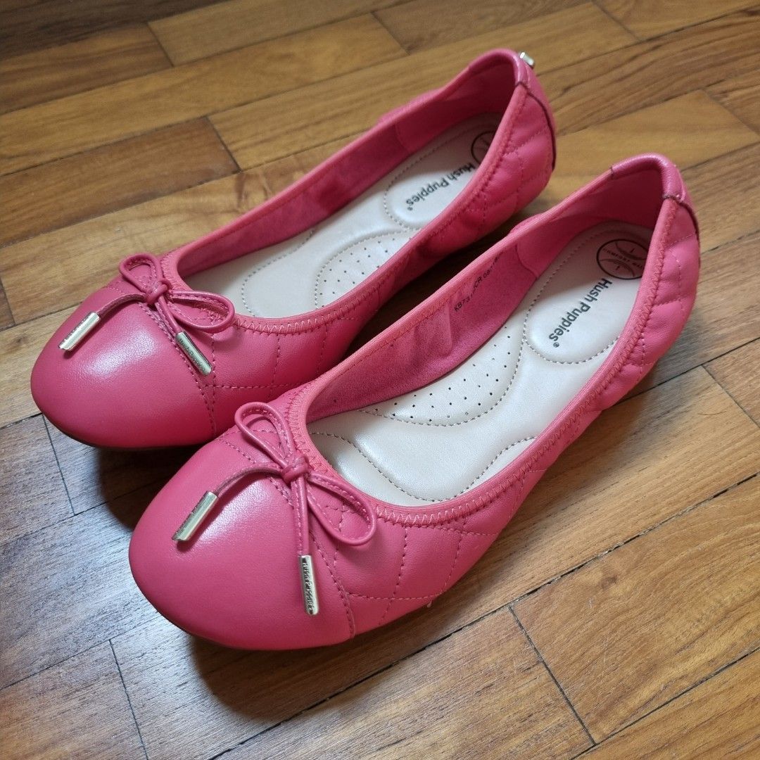 Hush puppies hotsell women flats
