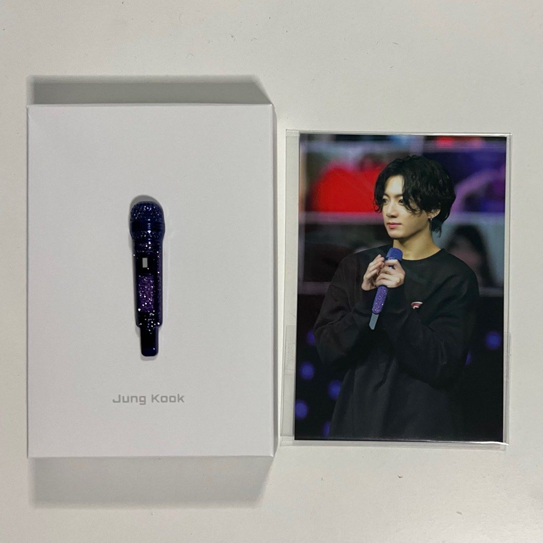 wts / wtt bts jungkook mic badge, Hobbies & Toys, Memorabilia