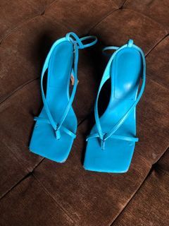 Y2K stretched sandals
