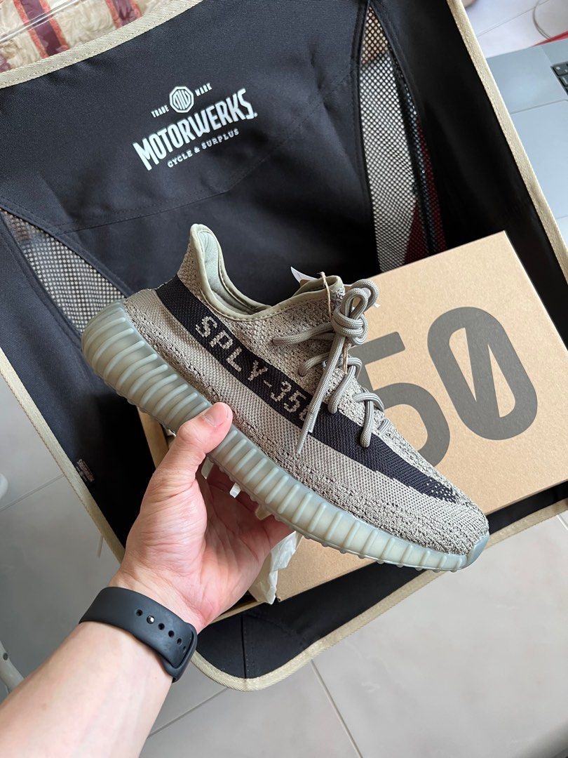 Yeezy 350 v2 Granite US8.5