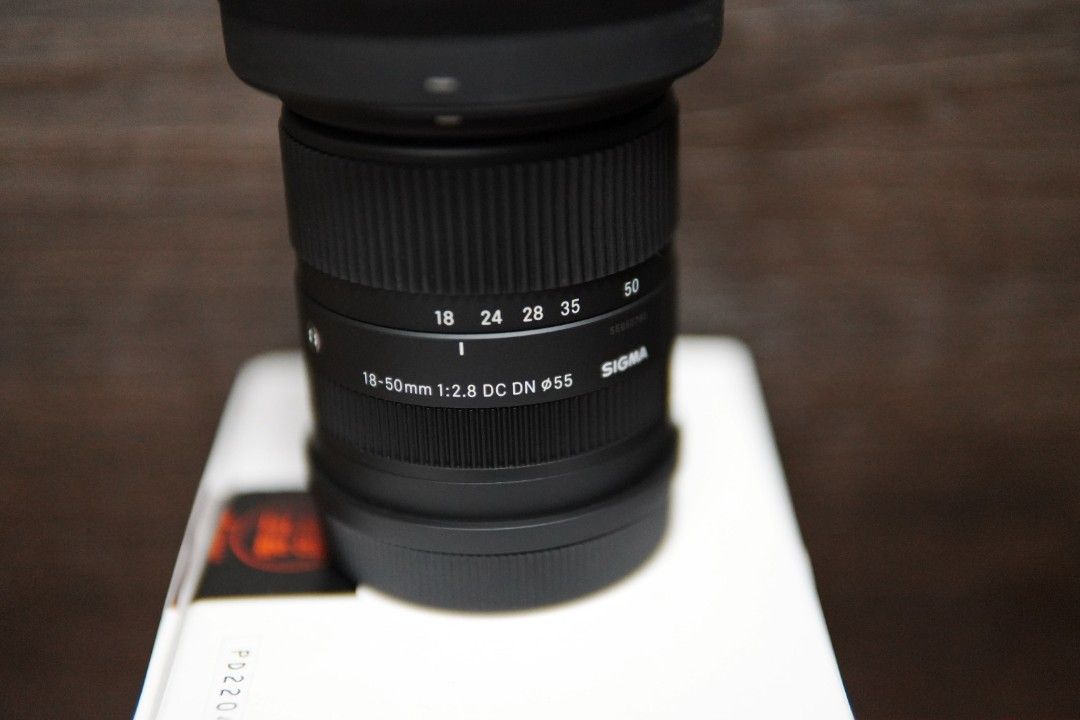 99%新SIGMA 18-50mm F2.8 L Mount, 攝影器材, 鏡頭及裝備- Carousell