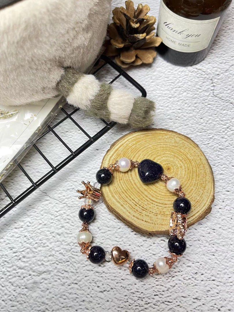 💎 Blue Sandstone Crystal Bracelet, Women's Fashion, Jewelry