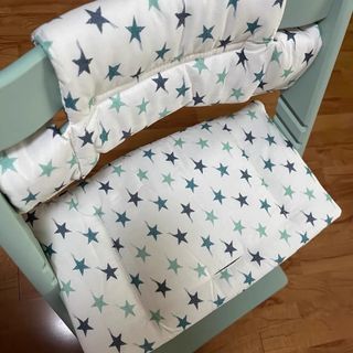 (椅套) 適用Stokke 成長椅 not offical 不是原裝 座位 坐位 套 墊 座套 座套 圍欄 飯椅 飯檯 飯櫈 飯凳 家餐 椅 配件 套件 baby high chair chairs cover mat pad covers mats pads set attach attached attachments attachment acc accessories accessory accessorie tool tools