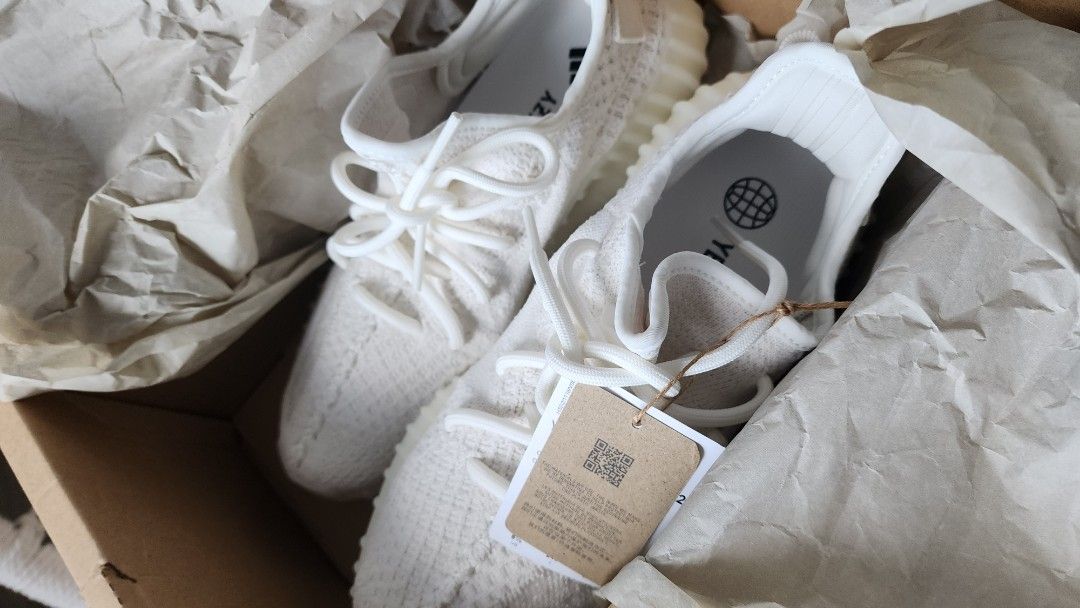 Adidas yeezy hotsell boost women's