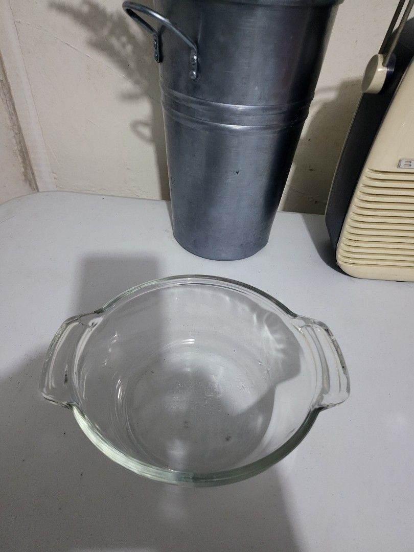 Anchor ovenware casserole (Category: Bakeware) located in Makati City. Submitted by thedeclutteringabuela (Listing ID 1248618682, Image 2). Description: Anchor USA. 575 in dia 20 oz . oven, microwave safe.
