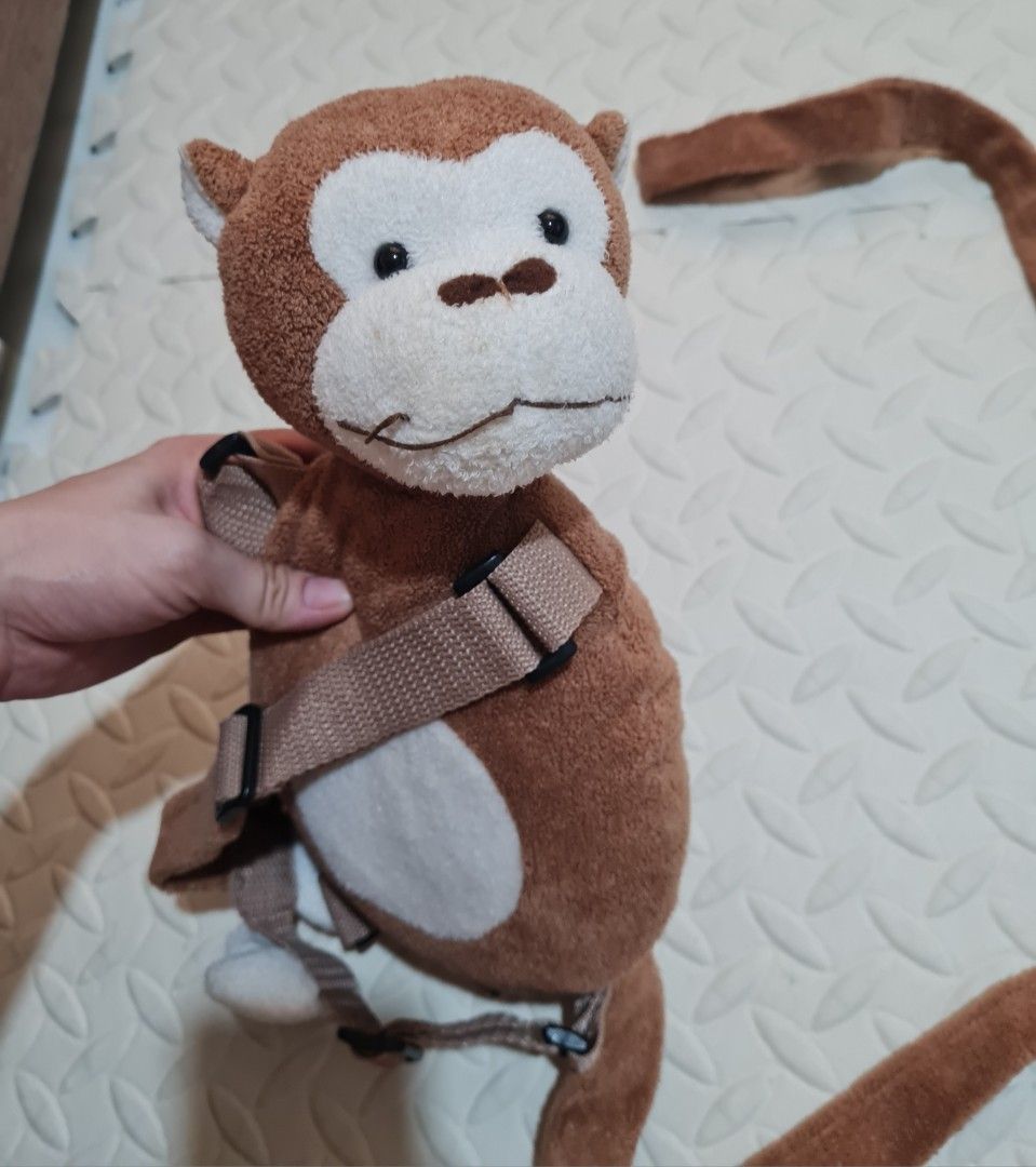 Anti-Lost Harness (Category: Other Babies Going Out Needs) located in Las Pinas. Submitted by dm02824 (Listing ID 1248598251, Image 1). Description: Toddler Anti-Lost Harness Leash Backpack/Walk help keeper. for safety & security for the little explorers. from UK. Gold bug 2 in 1 Harness.