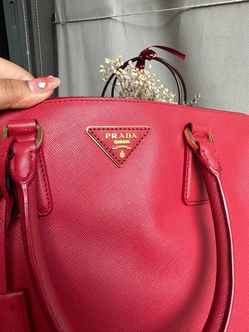 Authentic Prada Saffiano Lux Tote Bag Fuoco red Saffiano calfskin