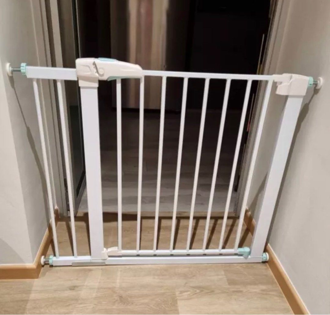 2m wide baby gate sale