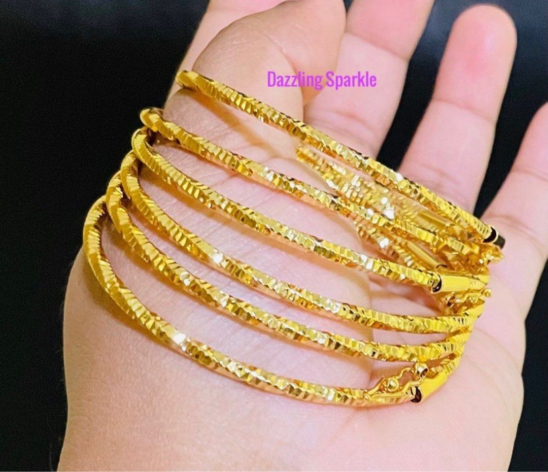 Bangle Latest design 100 Bangkok premium 999.9 Gold plated Bangles with ada Lock lebar width 3mm Diameter 6cm Suitable Size 17 cm to 18cm Long