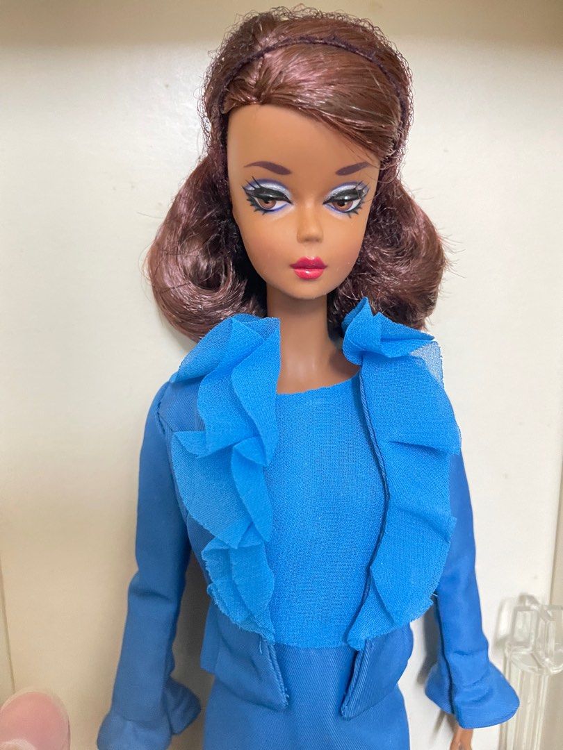 City chic barbie online