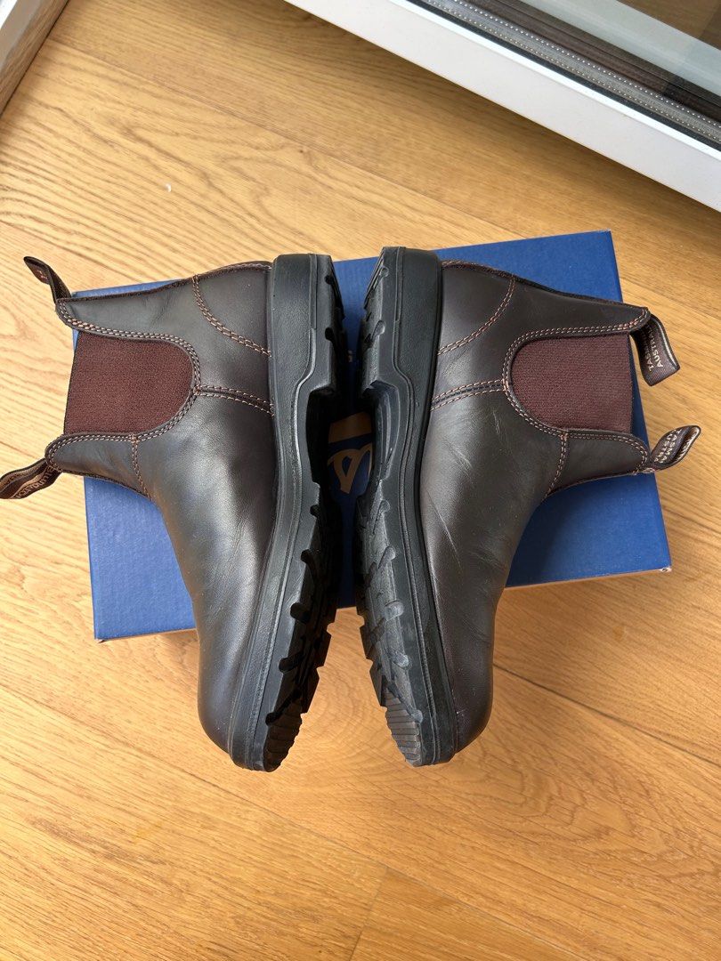 Chelsea hiking clearance boots