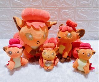 Boneka pokemon vulpix