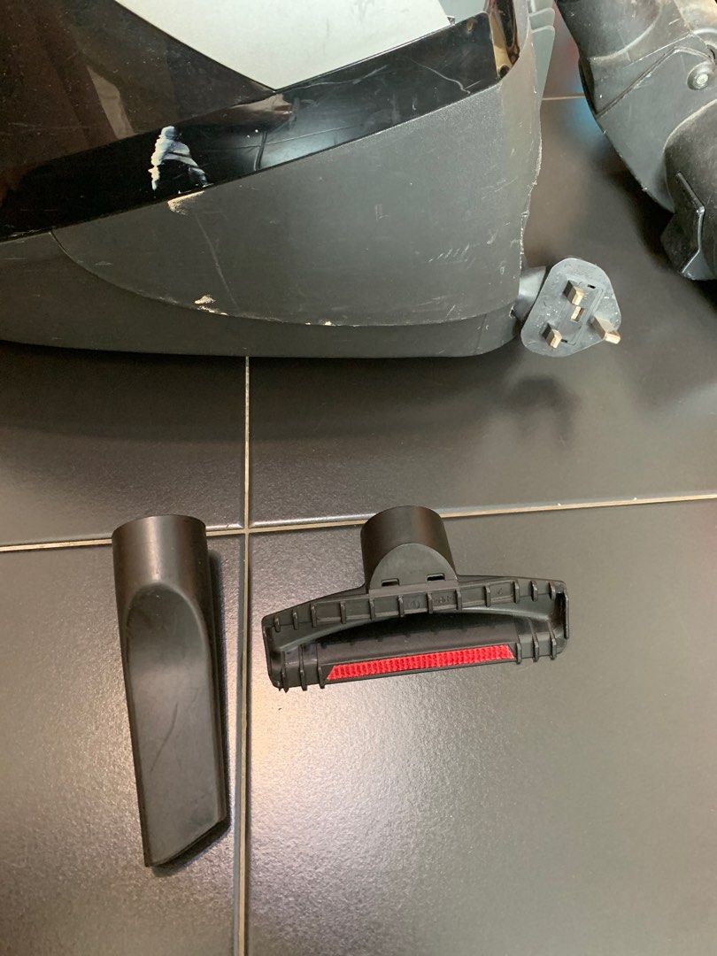 Bosch all rounder hepa 2000W, TV & Home Appliances, Vacuum Cleaner