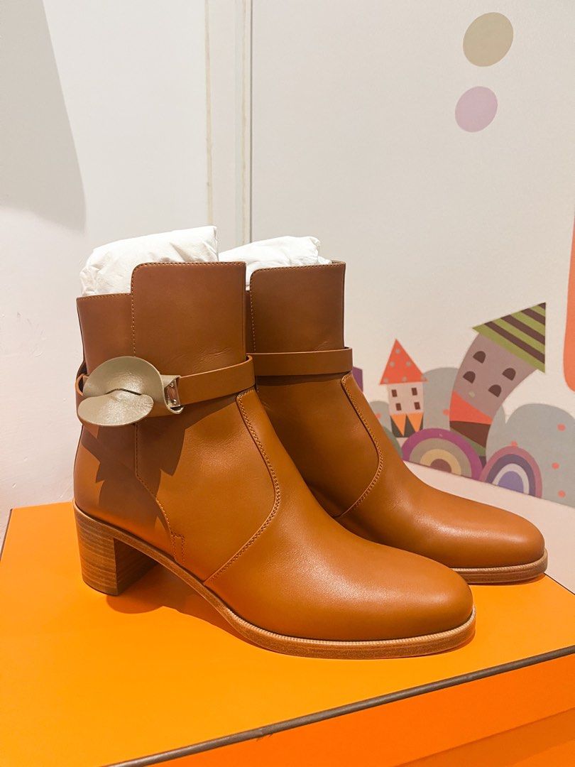 快閃大特價Brand new 2023 Hermes Frenchie 50 ankle boots, 女裝, 鞋