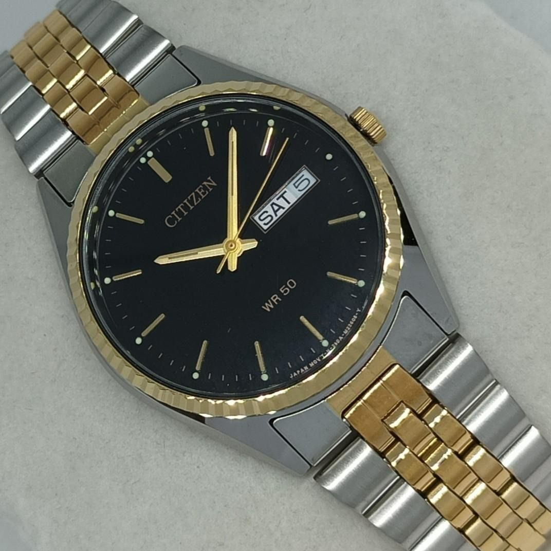 Brand New Discontinued Vintage Citizen 2 Tone Quartz Day Date Men s Watch Limited