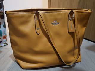 （分類：）位於 。 由 chongvan03 提交（商品編號 1248617102，圖片 1）。簡介： 。
