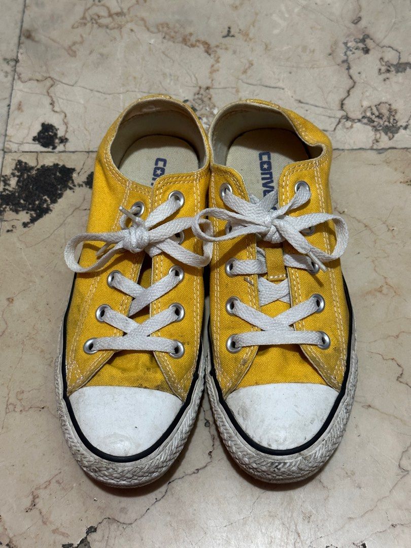 Yellow converse on sale size 6