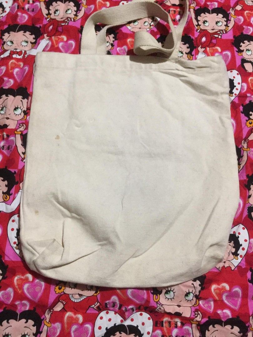 Covernat, Women's Fashion, Bags & Wallets, Tote Bags on Carousell