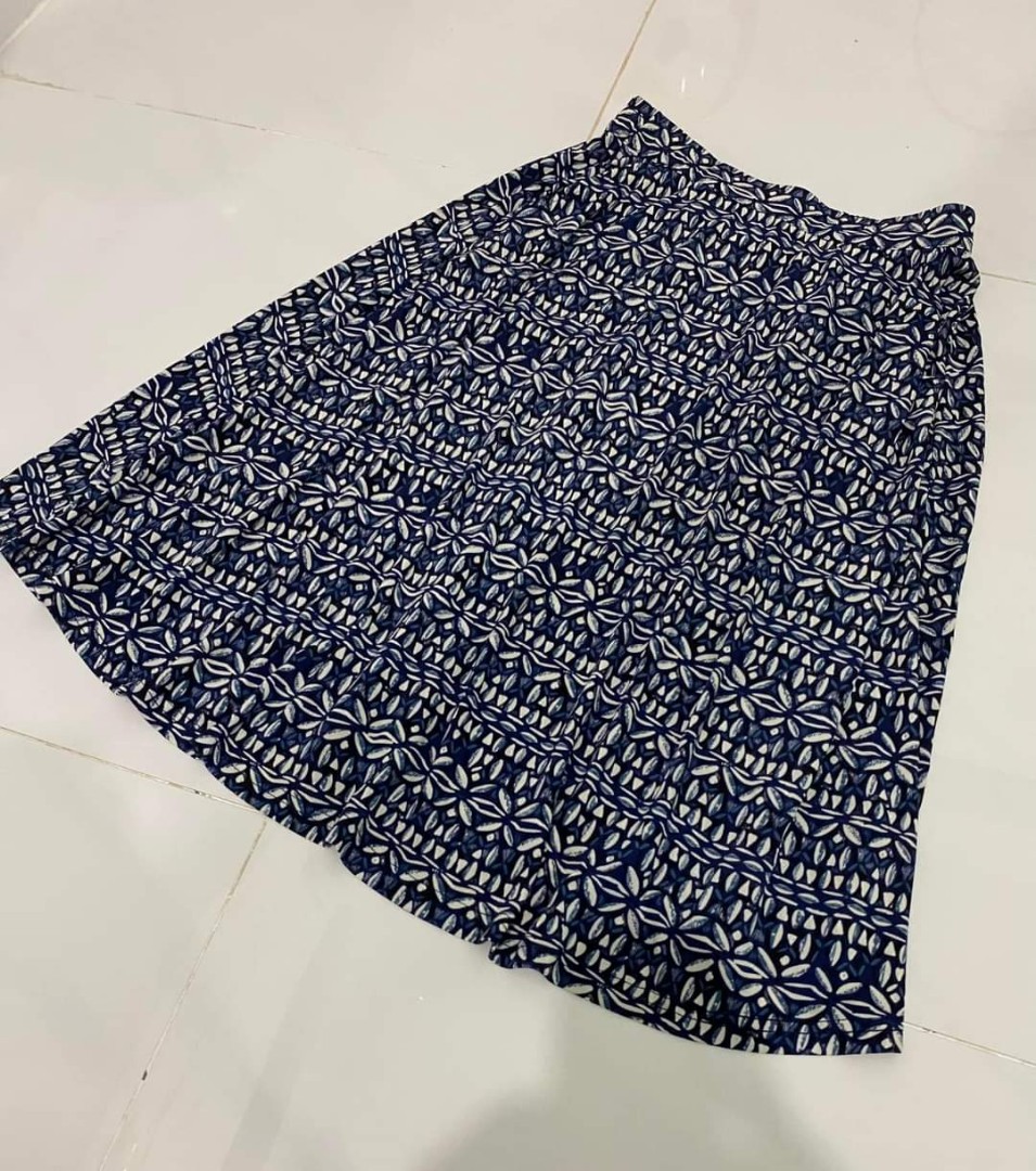 DAMART skirt on Carousell