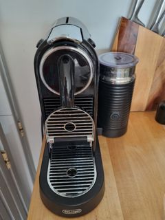Delonghi Nespresso coffee machine