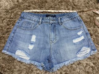 (Category: ) located in . Submitted by Daphdaph_sCorner (Listing ID 1248627344, Image 1). Description: .