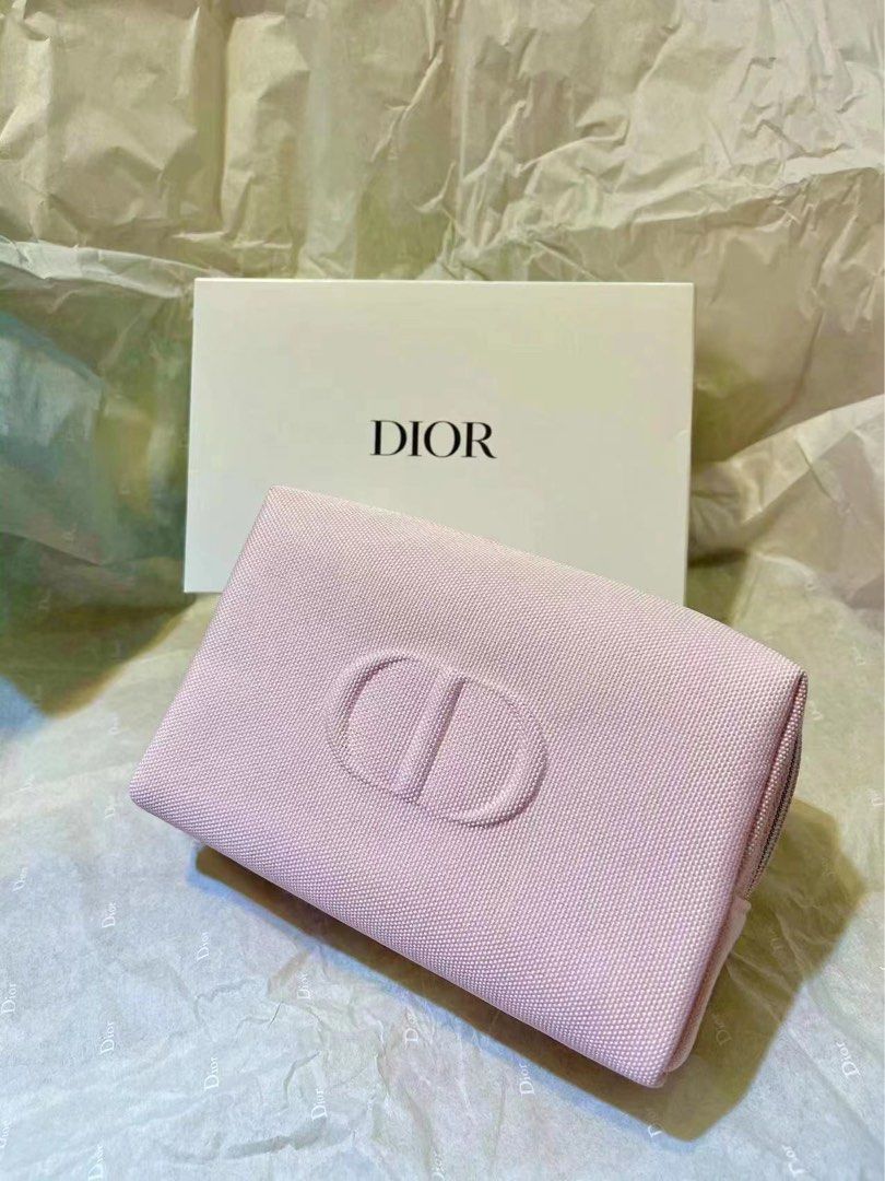 dior pouch