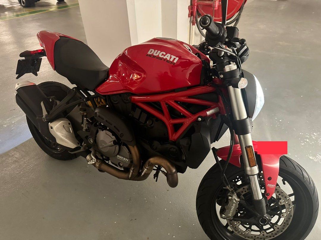 Monster 821 best sale 2021