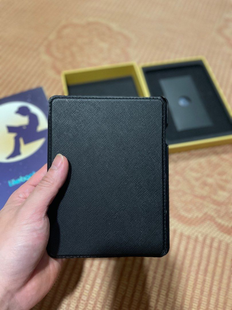 E-Reader Likebook P6 - like new full box with magnetic case, Mobile ...