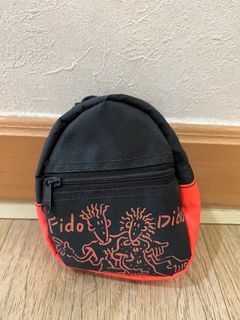 （分類：）位於 。 由 poutinelover 提交（商品編號 1248500575，圖片 1）。簡介： 。
