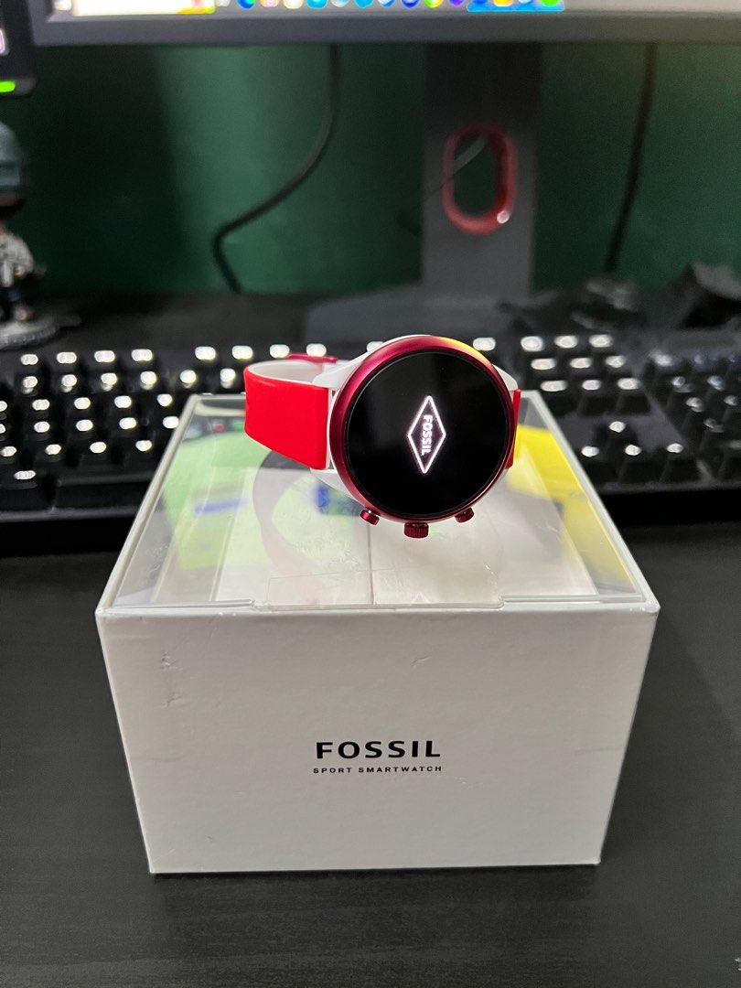 Fossil sport red hot sale