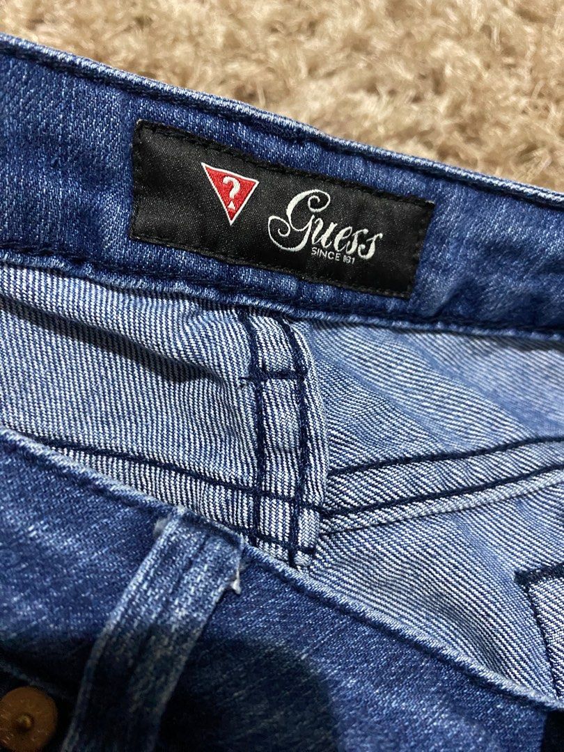 Guess jeans size 27 top